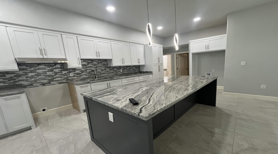 432 General Franco Dr, Laredo, Texas 78046, 4 Bedrooms Bedrooms, 6 Rooms Rooms,3 BathroomsBathrooms,Residential,For Sale,432 General Franco Dr,20262531