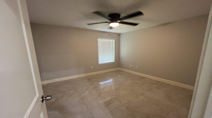 432 General Franco Dr, Laredo, Texas 78046, 4 Bedrooms Bedrooms, 6 Rooms Rooms,3 BathroomsBathrooms,Residential,For Sale,432 General Franco Dr,20262531