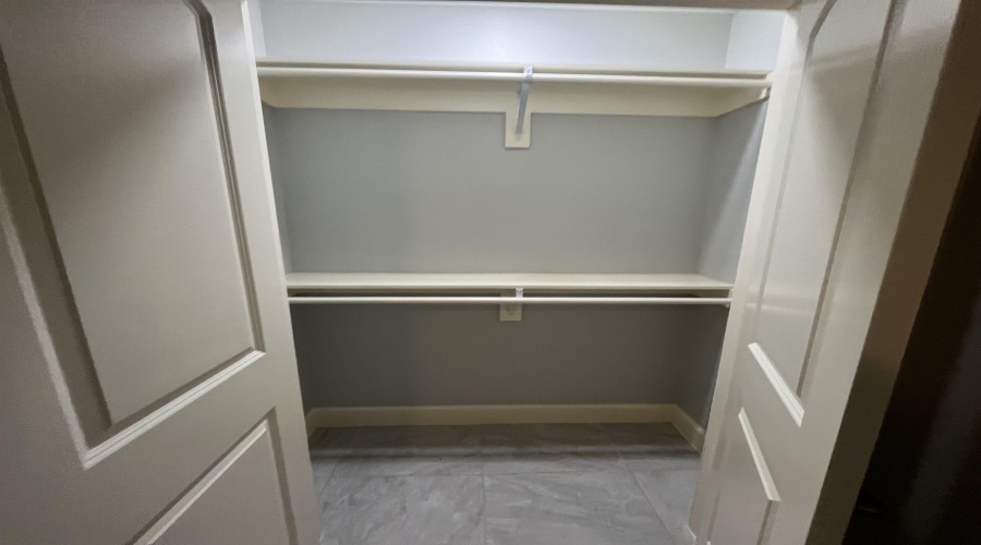 432 General Franco Dr, Laredo, Texas 78046, 4 Bedrooms Bedrooms, 6 Rooms Rooms,3 BathroomsBathrooms,Residential,For Sale,432 General Franco Dr,20262531