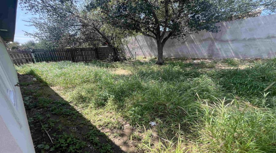 432 General Franco Dr, Laredo, Texas 78046, 4 Bedrooms Bedrooms, 6 Rooms Rooms,3 BathroomsBathrooms,Residential,For Sale,432 General Franco Dr,20262531