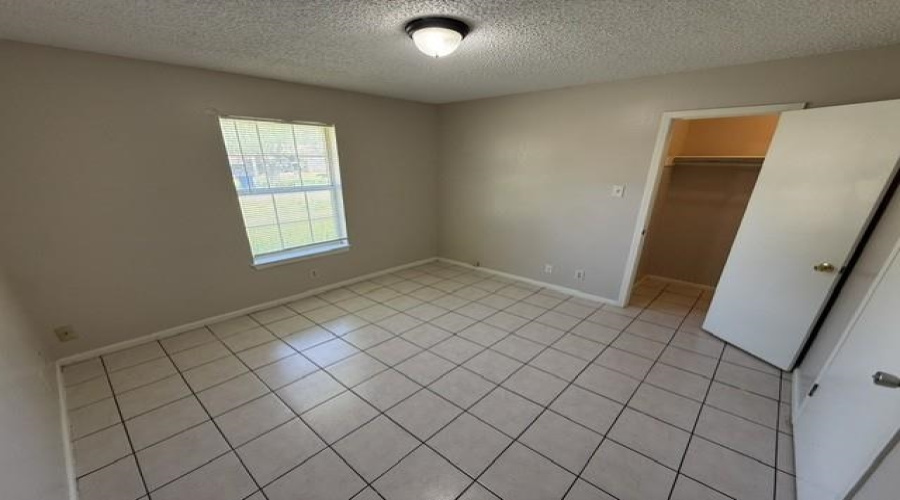 313 Potrero Ct, Laredo, Texas 78045, 4 Bedrooms Bedrooms, 7 Rooms Rooms,2 BathroomsBathrooms,Residential,For Rent,313 Potrero Ct,20262540