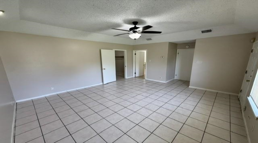 313 Potrero Ct, Laredo, Texas 78045, 4 Bedrooms Bedrooms, 7 Rooms Rooms,2 BathroomsBathrooms,Residential,For Rent,313 Potrero Ct,20262540