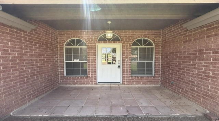313 Potrero Ct, Laredo, Texas 78045, 4 Bedrooms Bedrooms, 7 Rooms Rooms,2 BathroomsBathrooms,Residential,For Rent,313 Potrero Ct,20262540