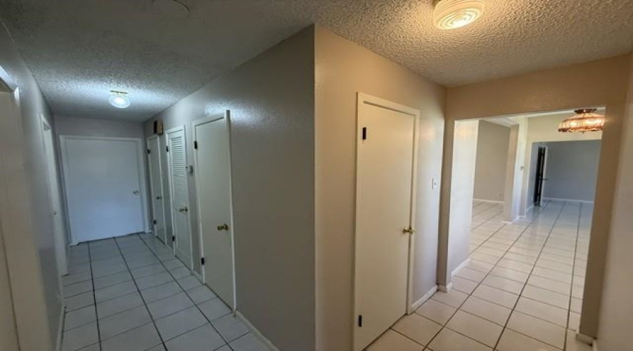 313 Potrero Ct, Laredo, Texas 78045, 4 Bedrooms Bedrooms, 7 Rooms Rooms,2 BathroomsBathrooms,Residential,For Rent,313 Potrero Ct,20262540