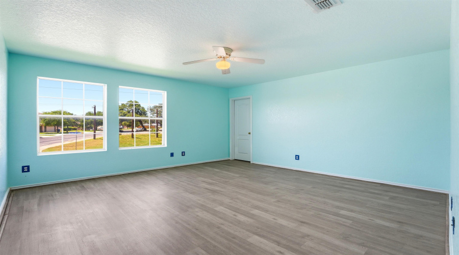 10010 Moongrove Pass, San Antonio, Texas 78239, 3 Bedrooms Bedrooms, 6 Rooms Rooms,2 BathroomsBathrooms,Residential,For Sale,10010 Moongrove Pass,20262541