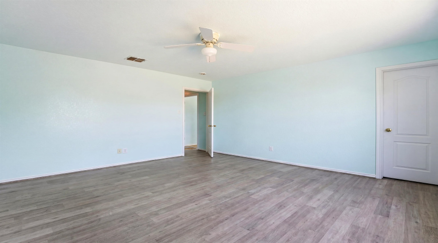 10010 Moongrove Pass, San Antonio, Texas 78239, 3 Bedrooms Bedrooms, 6 Rooms Rooms,2 BathroomsBathrooms,Residential,For Sale,10010 Moongrove Pass,20262541