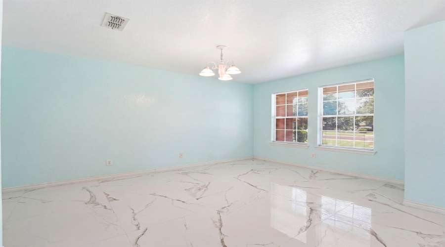10010 Moongrove Pass, San Antonio, Texas 78239, 3 Bedrooms Bedrooms, 6 Rooms Rooms,2 BathroomsBathrooms,Residential,For Sale,10010 Moongrove Pass,20262541