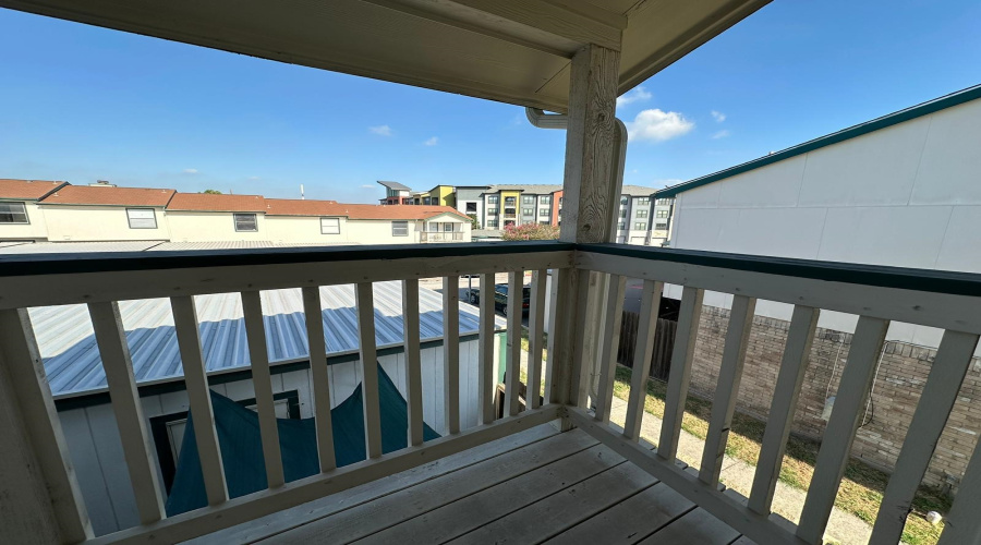 4949 Hamilton Wolfe, SAN ANTONIO, Texas 78229, 1 Bedroom Bedrooms, 3 Rooms Rooms,1 BathroomBathrooms,Residential,For Sale,4949 Hamilton Wolfe,20262543
