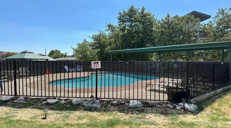 4949 Hamilton Wolfe, SAN ANTONIO, Texas 78229, 1 Bedroom Bedrooms, 3 Rooms Rooms,1 BathroomBathrooms,Residential,For Sale,4949 Hamilton Wolfe,20262543