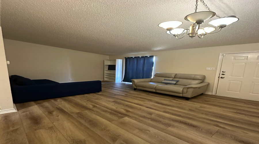 4949 Hamilton Wolfe, SAN ANTONIO, Texas 78229, 1 Bedroom Bedrooms, 3 Rooms Rooms,1 BathroomBathrooms,Residential,For Sale,4949 Hamilton Wolfe,20262543