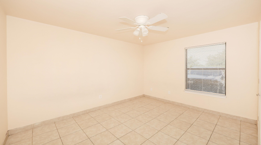 2119 Ejido Ave, Laredo, Texas 78046, 2 Bedrooms Bedrooms, 3 Rooms Rooms,1 BathroomBathrooms,Residential,For Rent,2119 Ejido Ave,20262545