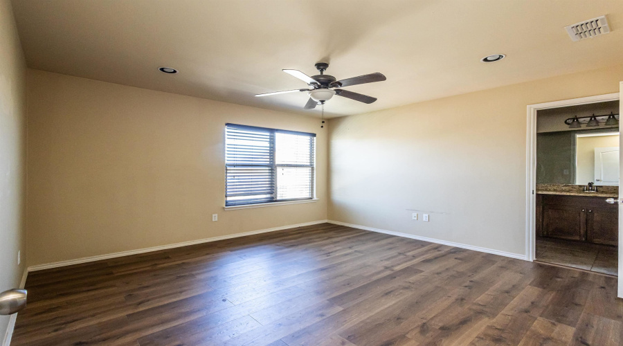 5706 Montevista Dr., Laredo, Texas 78041, 3 Bedrooms Bedrooms, 6 Rooms Rooms,2 BathroomsBathrooms,Residential,For Rent,5706 Montevista Dr.,20262546