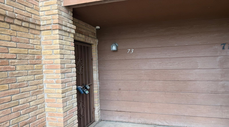 205 Martingale Ln, Laredo, Texas 78041-0000, 3 Bedrooms Bedrooms, 5 Rooms Rooms,2 BathroomsBathrooms,Residential,For Rent,205 Martingale Ln,20262548