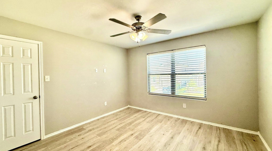 1006 Kus Dr., Laredo, Texas 78045, 4 Bedrooms Bedrooms, 7 Rooms Rooms,2 BathroomsBathrooms,Residential,For Rent,1006 Kus Dr.,20262549
