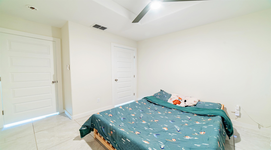 5108 Plasencia Ln., Laredo, Texas 78046, 3 Bedrooms Bedrooms, 5 Rooms Rooms,2 BathroomsBathrooms,Residential,For Sale,5108 Plasencia Ln.,20262551