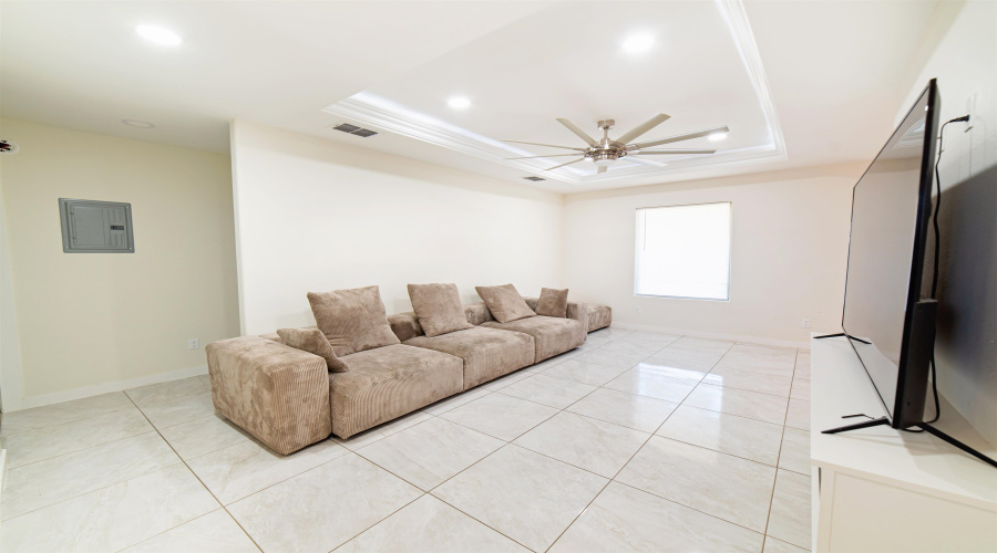 5108 Plasencia Ln., Laredo, Texas 78046, 3 Bedrooms Bedrooms, 5 Rooms Rooms,2 BathroomsBathrooms,Residential,For Sale,5108 Plasencia Ln.,20262551