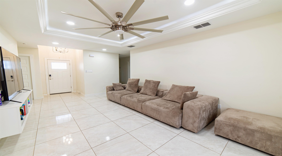 5108 Plasencia Ln., Laredo, Texas 78046, 3 Bedrooms Bedrooms, 5 Rooms Rooms,2 BathroomsBathrooms,Residential,For Sale,5108 Plasencia Ln.,20262551