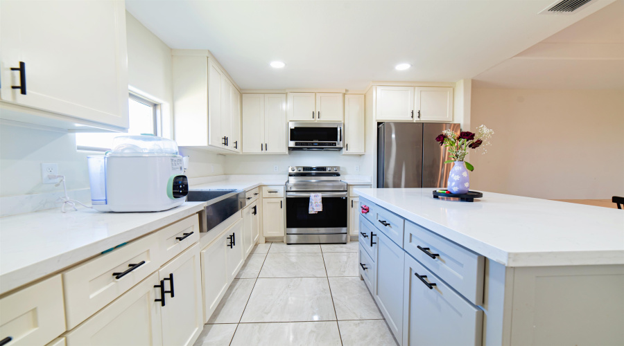 5108 Plasencia Ln., Laredo, Texas 78046, 3 Bedrooms Bedrooms, 5 Rooms Rooms,2 BathroomsBathrooms,Residential,For Sale,5108 Plasencia Ln.,20262551