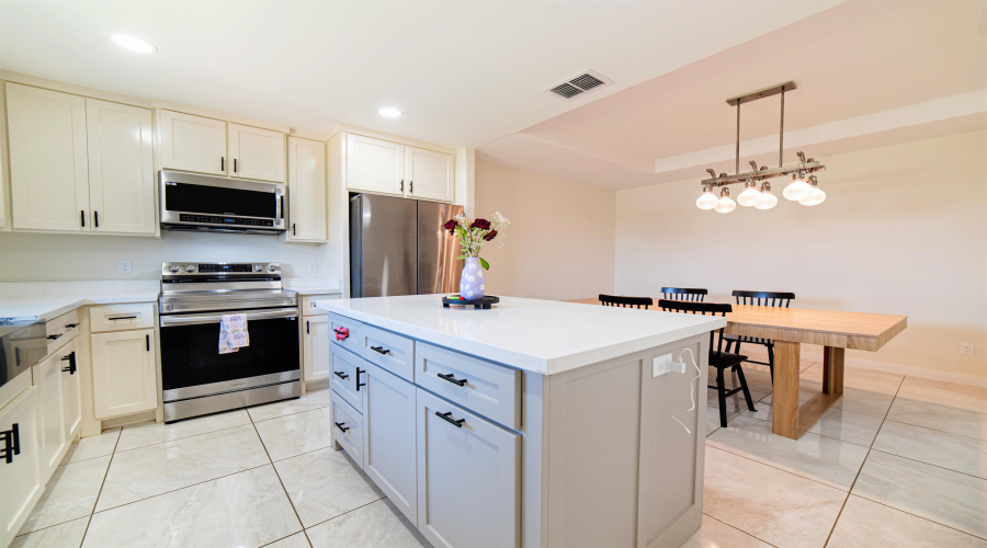 5108 Plasencia Ln., Laredo, Texas 78046, 3 Bedrooms Bedrooms, 5 Rooms Rooms,2 BathroomsBathrooms,Residential,For Sale,5108 Plasencia Ln.,20262551