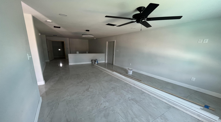 128 Leon Ave, Laredo, Texas 78046, 3 Bedrooms Bedrooms, 5 Rooms Rooms,2 BathroomsBathrooms,Residential,For Sale,128 Leon Ave,20262553