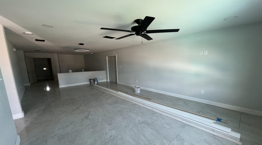 128 Leon Ave, Laredo, Texas 78046, 3 Bedrooms Bedrooms, 5 Rooms Rooms,2 BathroomsBathrooms,Residential,For Sale,128 Leon Ave,20262553