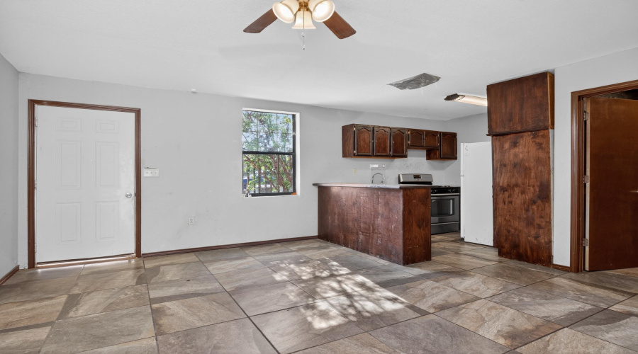 3501 Corpus Christi St, Laredo, Texas 78043, 8 Bedrooms Bedrooms, 16 Rooms Rooms,4 BathroomsBathrooms,Residential,For Sale,3501 Corpus Christi St,20262556