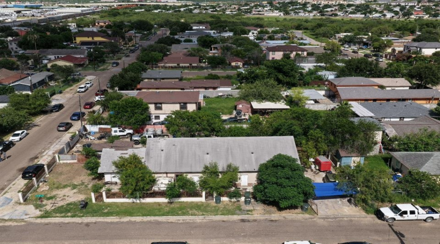 3501 Corpus Christi St, Laredo, Texas 78043, 8 Bedrooms Bedrooms, 16 Rooms Rooms,4 BathroomsBathrooms,Residential,For Sale,3501 Corpus Christi St,20262556