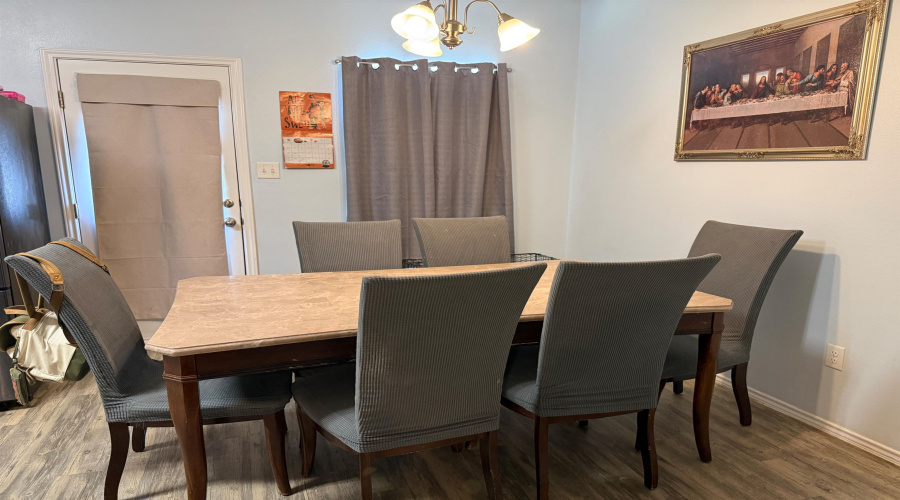 4423 Gloria Dr., Laredo, Texas 78046, 3 Bedrooms Bedrooms, 6 Rooms Rooms,2 BathroomsBathrooms,Residential,For Sale,4423 Gloria Dr.,20262557