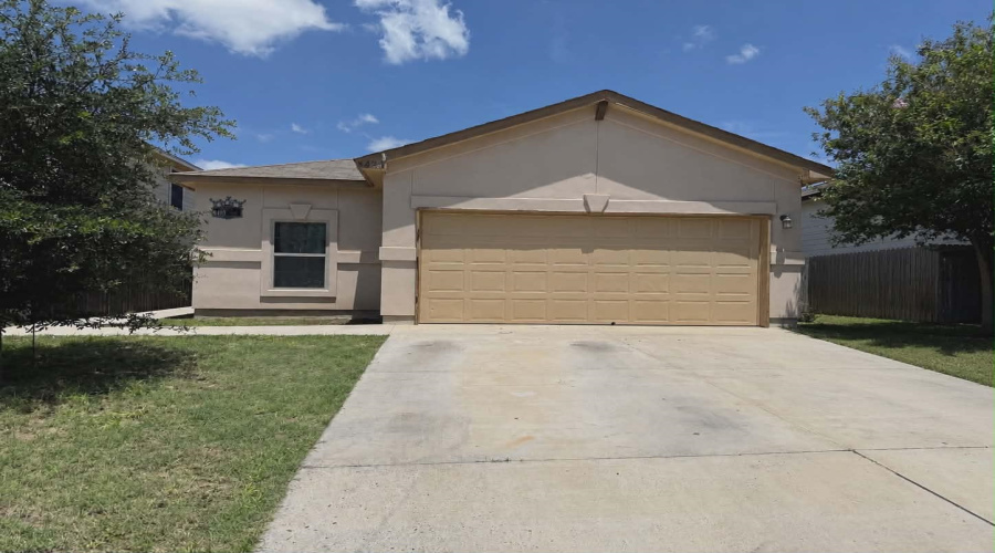 4423 Gloria Dr., Laredo, Texas 78046, 3 Bedrooms Bedrooms, 6 Rooms Rooms,2 BathroomsBathrooms,Residential,For Sale,4423 Gloria Dr.,20262557