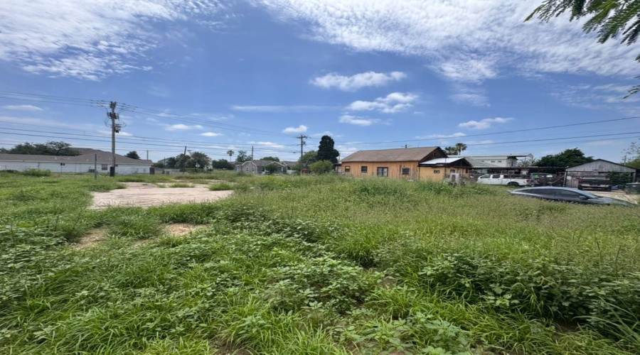 1402 Santa Maria Ave, Laredo, Texas 78046, ,Land,For Sale,1402 Santa Maria Ave,20262558