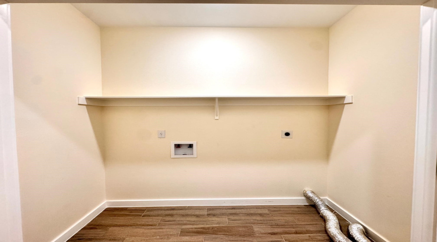 616 Journey Loop, LAREDO, Texas 78045, 3 Bedrooms Bedrooms, 5 Rooms Rooms,2 BathroomsBathrooms,Residential,For Rent,616 Journey Loop,20262564