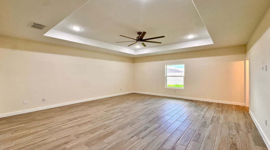 616 Journey Loop, LAREDO, Texas 78045, 3 Bedrooms Bedrooms, 5 Rooms Rooms,2 BathroomsBathrooms,Residential,For Rent,616 Journey Loop,20262564