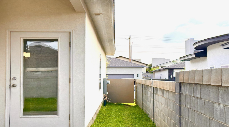 616 Journey Loop, LAREDO, Texas 78045, 3 Bedrooms Bedrooms, 5 Rooms Rooms,2 BathroomsBathrooms,Residential,For Rent,616 Journey Loop,20262564