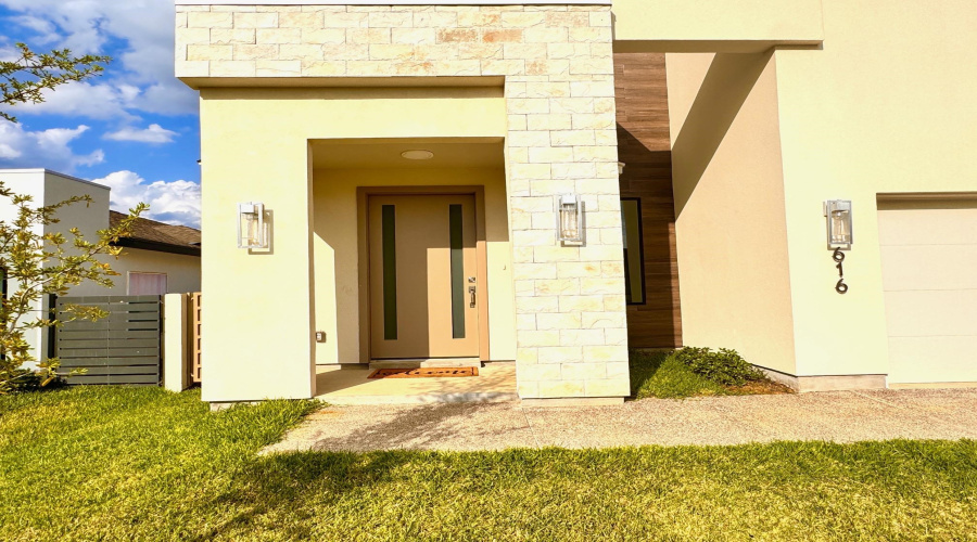 616 Journey Loop, LAREDO, Texas 78045, 3 Bedrooms Bedrooms, 5 Rooms Rooms,2 BathroomsBathrooms,Residential,For Rent,616 Journey Loop,20262564