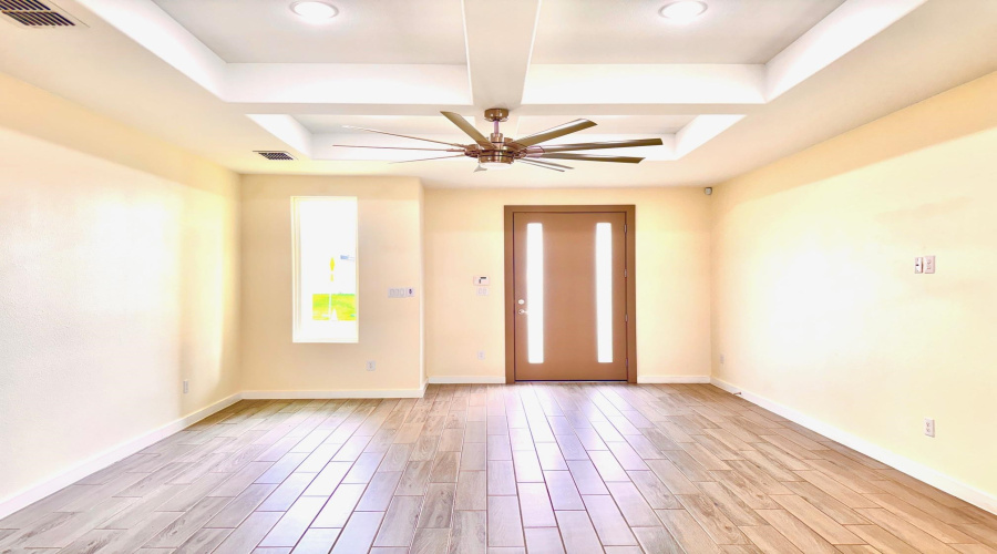 616 Journey Loop, LAREDO, Texas 78045, 3 Bedrooms Bedrooms, 5 Rooms Rooms,2 BathroomsBathrooms,Residential,For Rent,616 Journey Loop,20262564