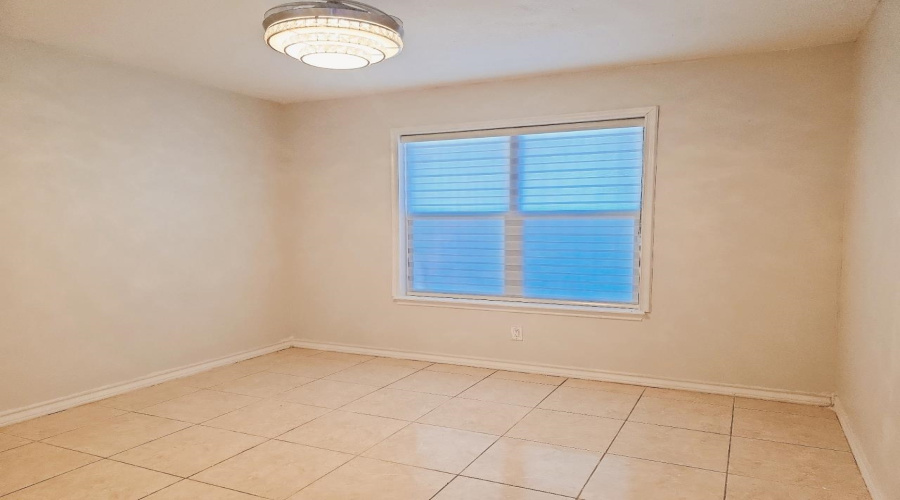 233 Rancho Viejo Dr, laredo, Texas 78045, 4 Bedrooms Bedrooms, 6 Rooms Rooms,2 BathroomsBathrooms,Residential,For Rent,233 Rancho Viejo Dr,20262566