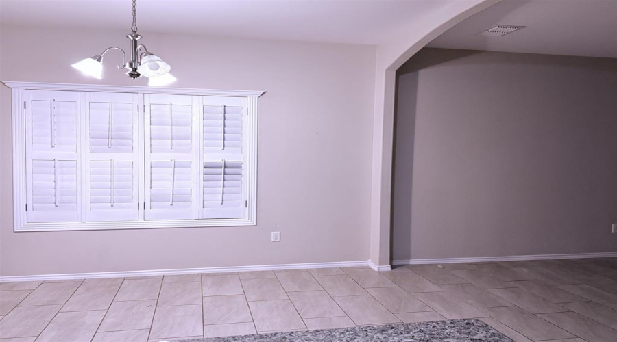 3307 Simmental Dr, LAREDO, Texas 78046, 3 Bedrooms Bedrooms, 6 Rooms Rooms,2 BathroomsBathrooms,Residential,For Rent,3307 Simmental Dr,20262568