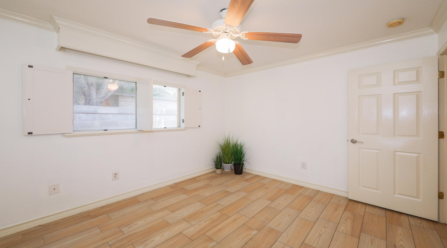 3116 Silhouette Dr, Laredo, Texas 78045, 3 Bedrooms Bedrooms, 6 Rooms Rooms,2 BathroomsBathrooms,Residential,For Sale,3116 Silhouette Dr,20262572