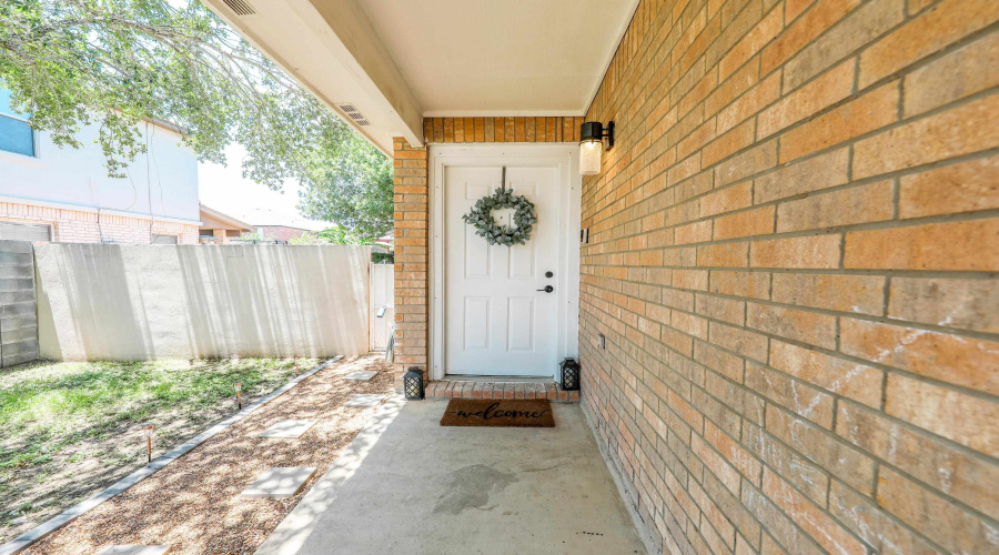 3116 Silhouette Dr, Laredo, Texas 78045, 3 Bedrooms Bedrooms, 6 Rooms Rooms,2 BathroomsBathrooms,Residential,For Sale,3116 Silhouette Dr,20262572