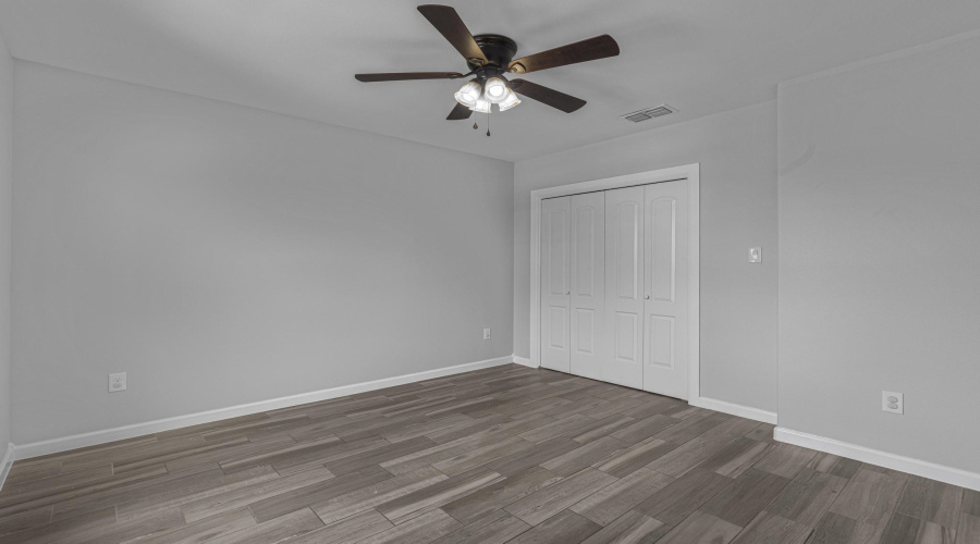 5527 Conroe St, Laredo, Texas 78046, 4 Bedrooms Bedrooms, 7 Rooms Rooms,3 BathroomsBathrooms,Residential,For Sale,5527 Conroe St,20262575