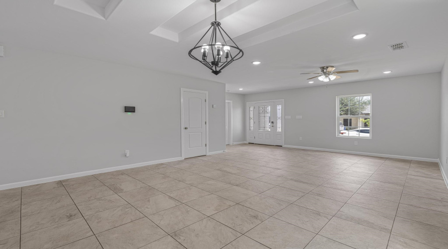5527 Conroe St, Laredo, Texas 78046, 4 Bedrooms Bedrooms, 7 Rooms Rooms,3 BathroomsBathrooms,Residential,For Sale,5527 Conroe St,20262575