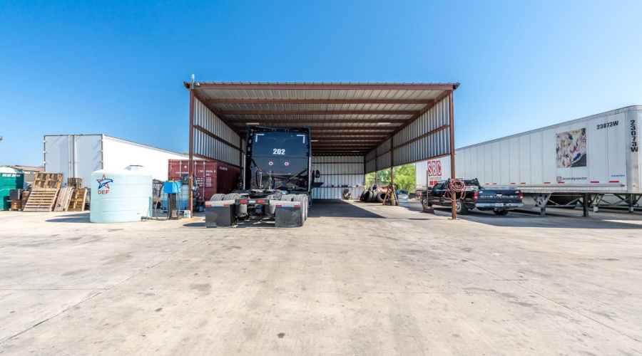 4420 E Saunders St, Laredo, Texas 78041, ,Land,For Rent,4420 E Saunders St,20262574