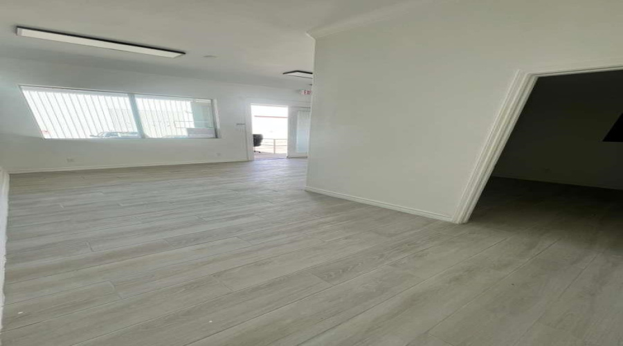 608 Gale St, Laredo, Texas 78041, 1 Room Rooms,1 BathroomBathrooms,Commercial retail/office,For Sale,608 Gale St,20262583
