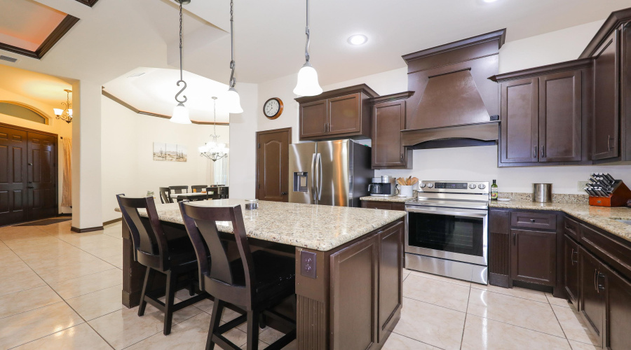 321 Collado Dr, Laredo, Texas 78045-6866, 3 Bedrooms Bedrooms, 7 Rooms Rooms,2 BathroomsBathrooms,Residential,For Sale,321 Collado Dr,20262578