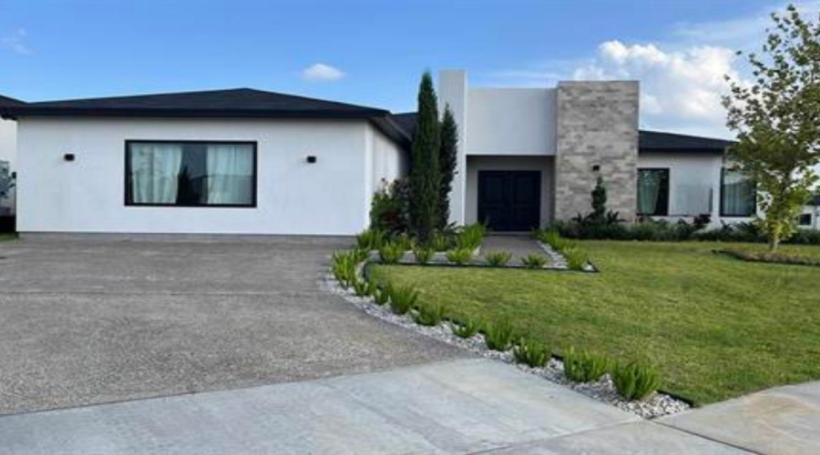 1501 Noyola Loop, LAREDO, Texas 78046, 3 Bedrooms Bedrooms, 5 Rooms Rooms,2 BathroomsBathrooms,Residential,For Sale,1501 Noyola Loop,20262582