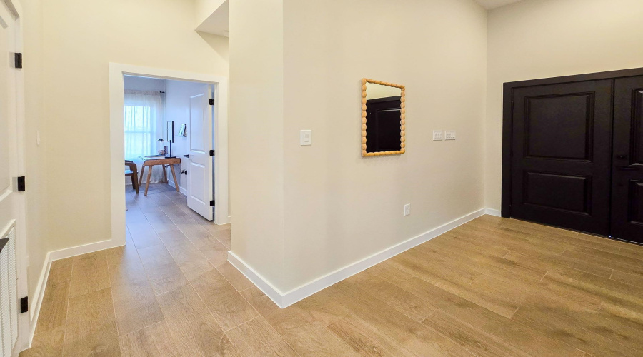 1501 Noyola Loop, LAREDO, Texas 78046, 3 Bedrooms Bedrooms, 5 Rooms Rooms,2 BathroomsBathrooms,Residential,For Sale,1501 Noyola Loop,20262582
