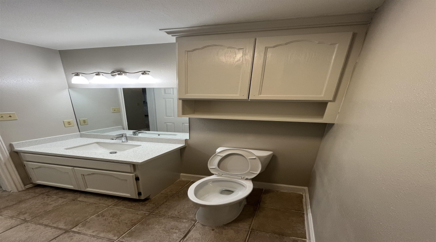 405 Prescott Lp, Laredo, Texas 78046, 3 Bedrooms Bedrooms, 5 Rooms Rooms,1 BathroomBathrooms,Residential,For Rent,405 Prescott Lp,20262585