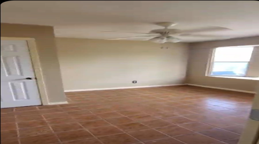 2706 Ligarde St, Laredo, Texas 78043, 3 Bedrooms Bedrooms, 5 Rooms Rooms,3 BathroomsBathrooms,Residential,For Sale,2706 Ligarde St,20262586