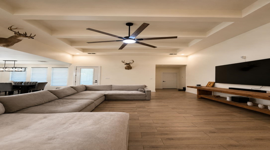 1530 Eagles LN, Laredo, Texas 78045, 3 Bedrooms Bedrooms, 6 Rooms Rooms,2 BathroomsBathrooms,Residential,For Sale,1530 Eagles LN,20262587