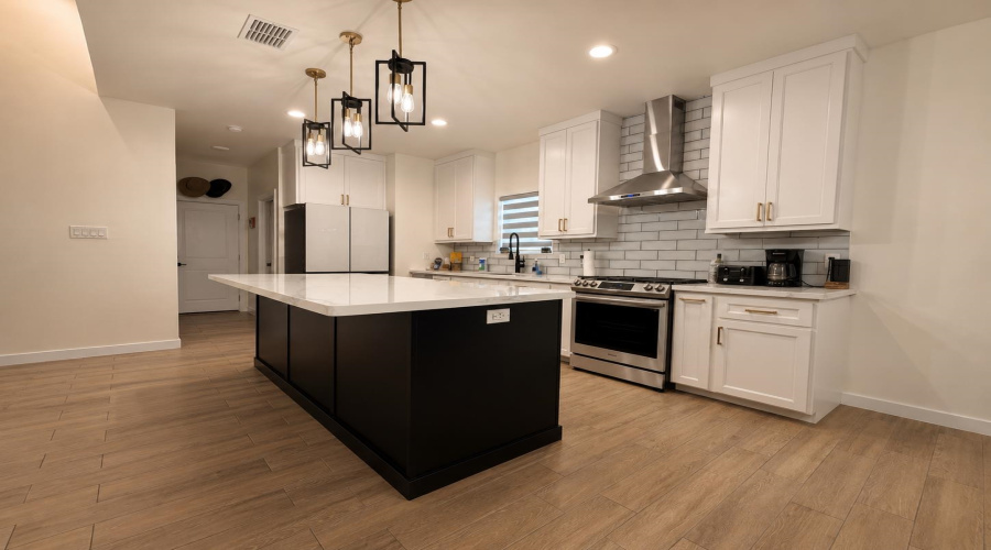 1530 Eagles LN, Laredo, Texas 78045, 3 Bedrooms Bedrooms, 6 Rooms Rooms,2 BathroomsBathrooms,Residential,For Sale,1530 Eagles LN,20262587